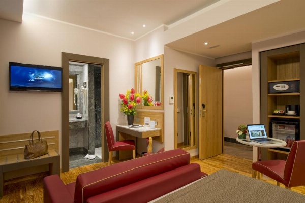 Hotel Giolli Nazionale image 12